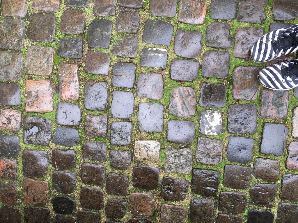 yes, I love pictures of my feet